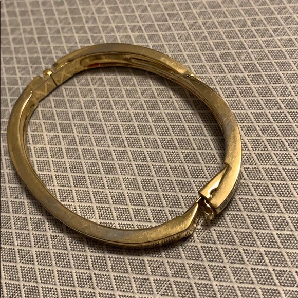 Gold plated with crystals - Picture 3 of 3